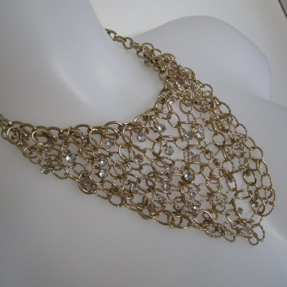 Jennifer Lopez Chandelier Necklace - Picture 2 of 9